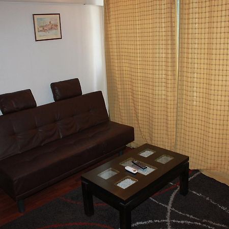 Chileapart Santiago Luaran gambar