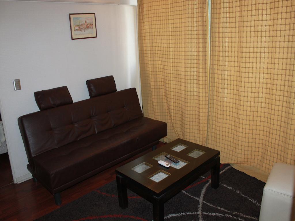 Chileapart Santiago Luaran gambar